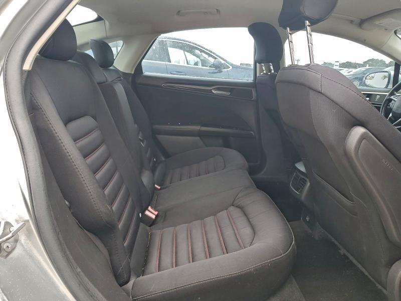 Фото 10 - FORD FUSION