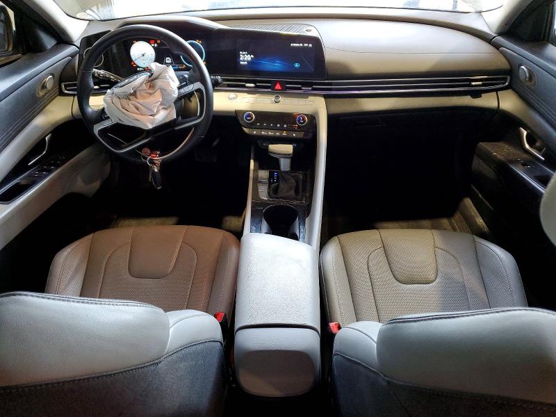 Фото 8 - HYUNDAI ELANTRA