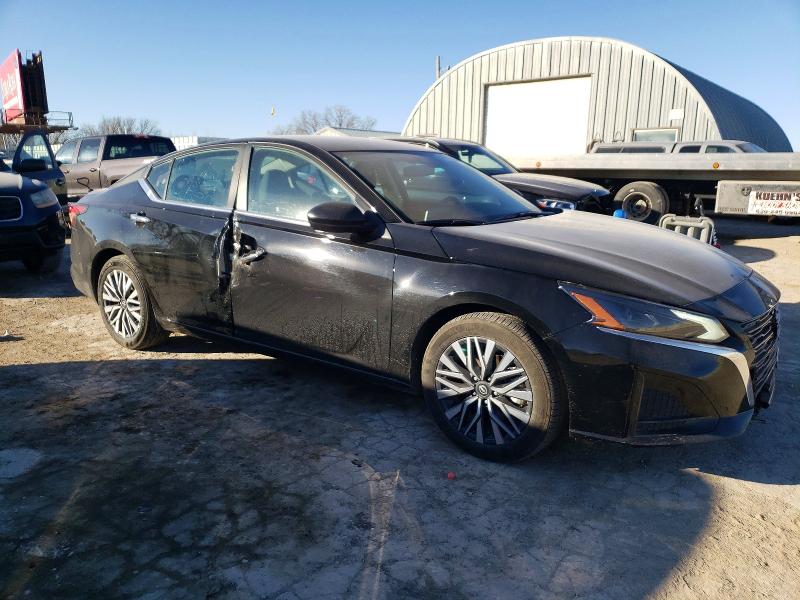 Фото 4 - NISSAN ALTIMA