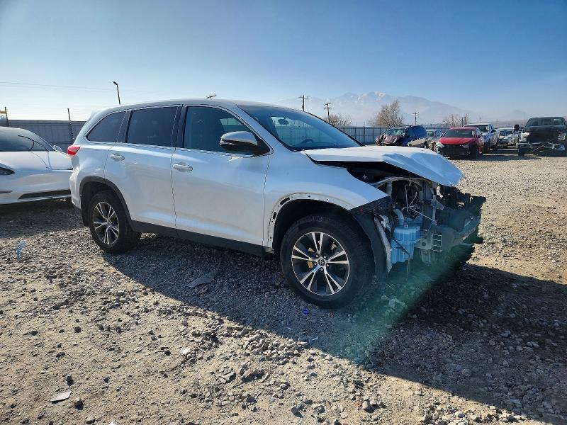 Фото 4 - TOYOTA HIGHLANDER