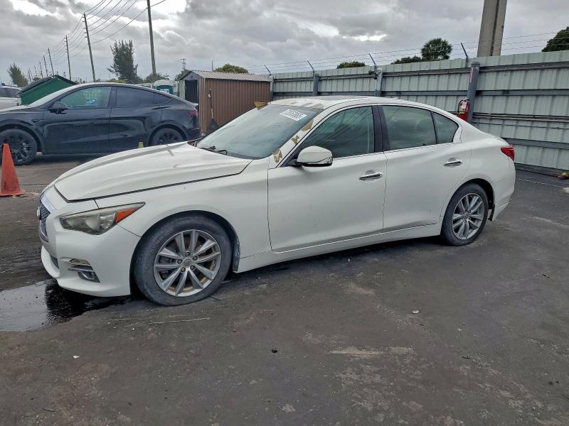 Фото 1 - INFINITI Q50