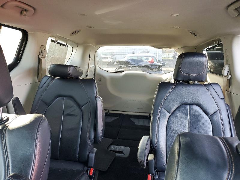 Фото 10 - CHRYSLER PACIFICA