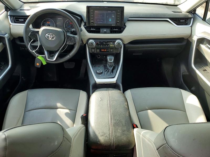 Фото 8 - TOYOTA RAV4