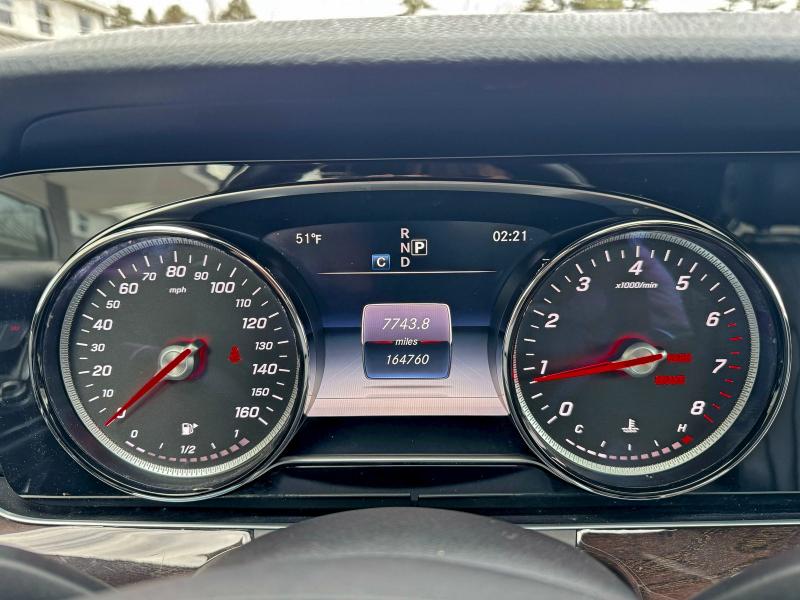 Фото 8 - MERCEDES-BENZ E-CLASS