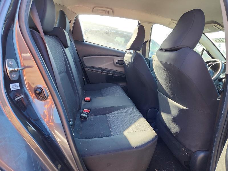 Фото 10 - TOYOTA YARIS