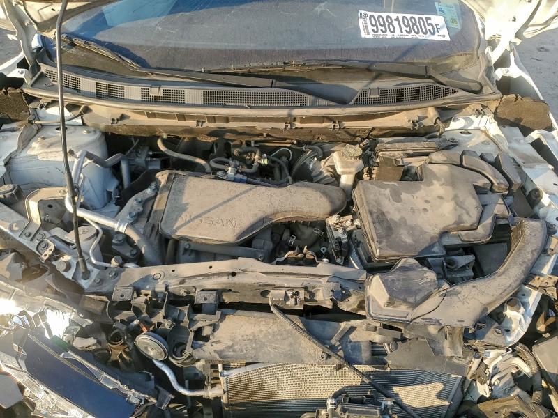 Фото 12 - NISSAN ROGUE