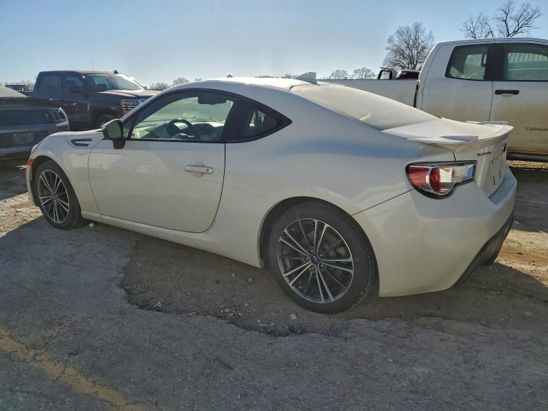 Фото 2 - SUBARU BRZ