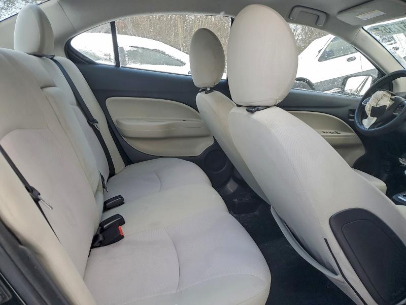 Фото 10 - MITSUBISHI MIRAGE