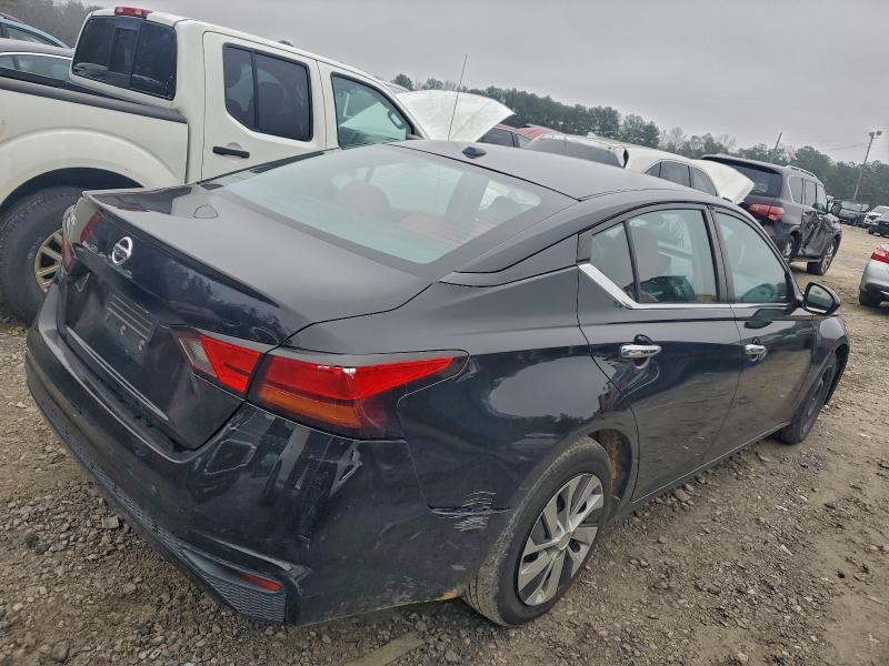 Фото 3 - NISSAN ALTIMA