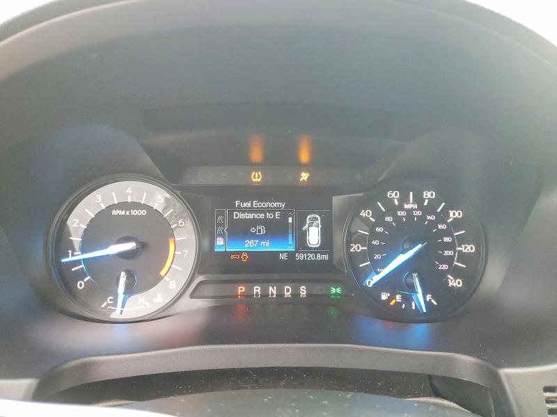 Фото 9 - FORD EXPLORER