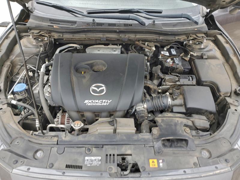 Фото 11 - MAZDA 3