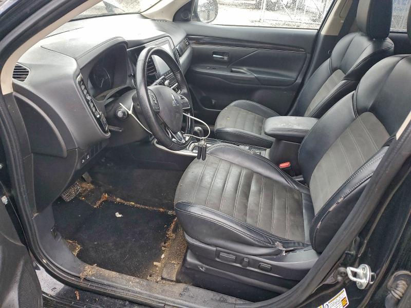 Фото 7 - MITSUBISHI OUTLANDER