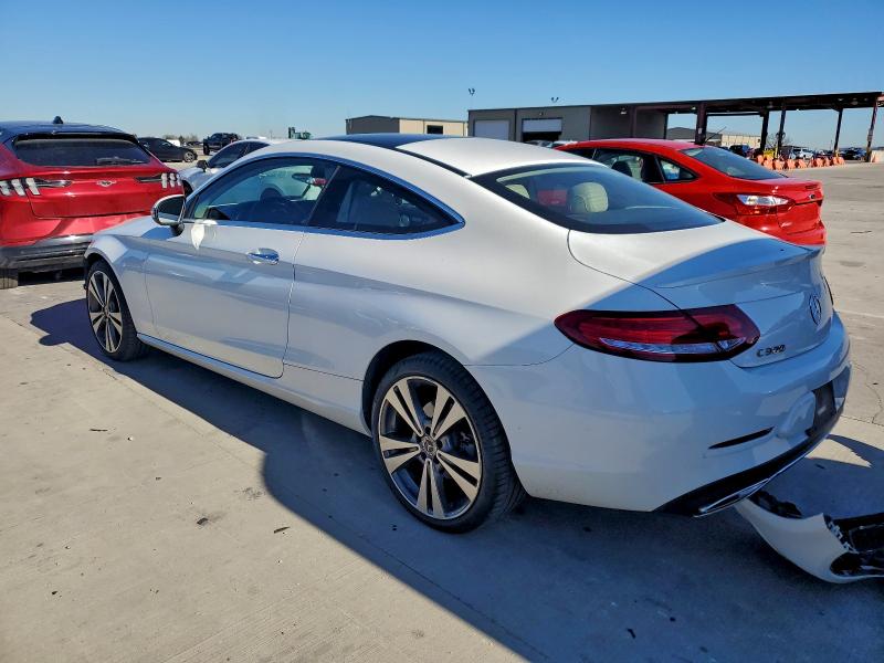 Фото 2 - MERCEDES-BENZ C-CLASS