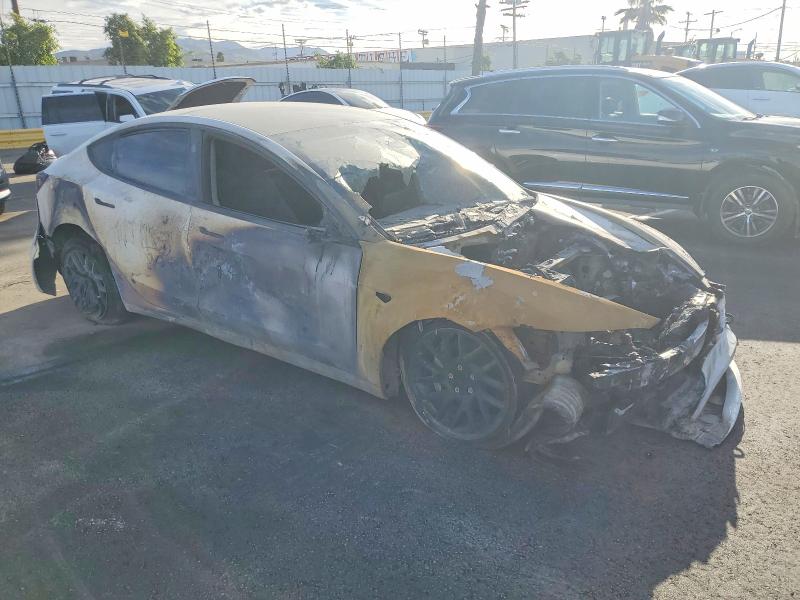 Фото 4 - TESLA MODEL 3