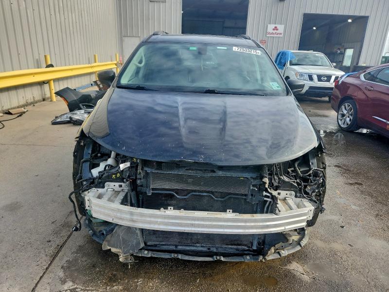 Фото 5 - CHRYSLER PACIFICA