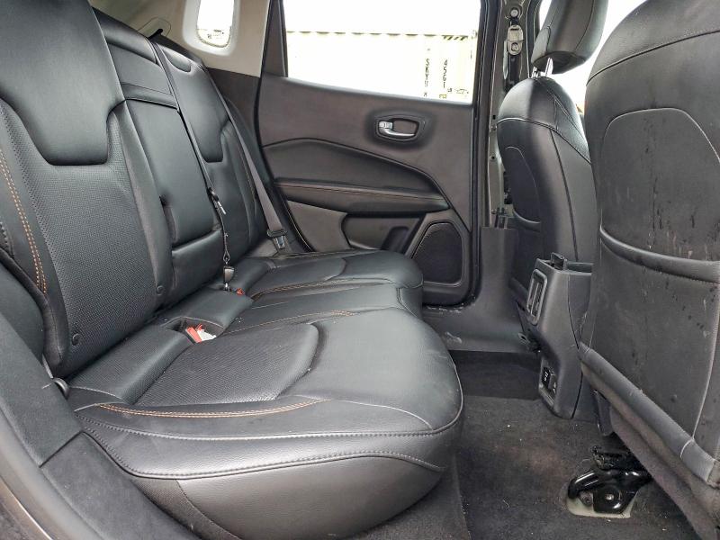 Фото 11 - JEEP COMPASS