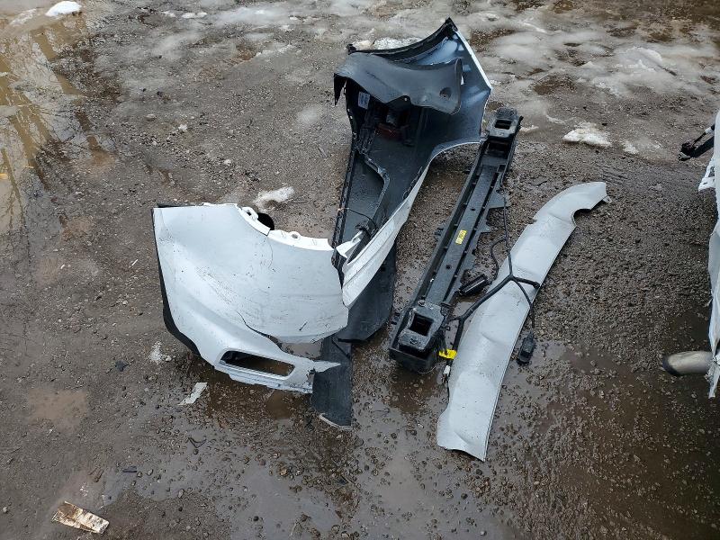 Фото 13 - HYUNDAI VENUE