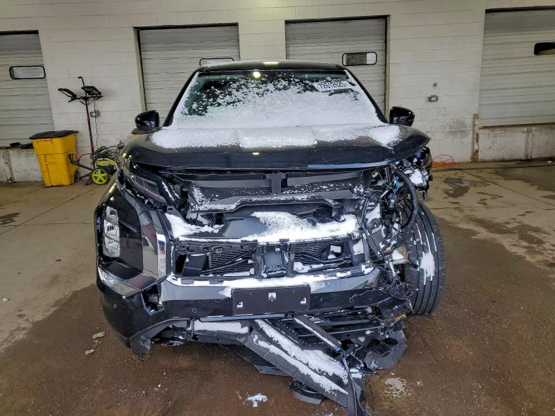 Фото 5 - MITSUBISHI OUTLANDER