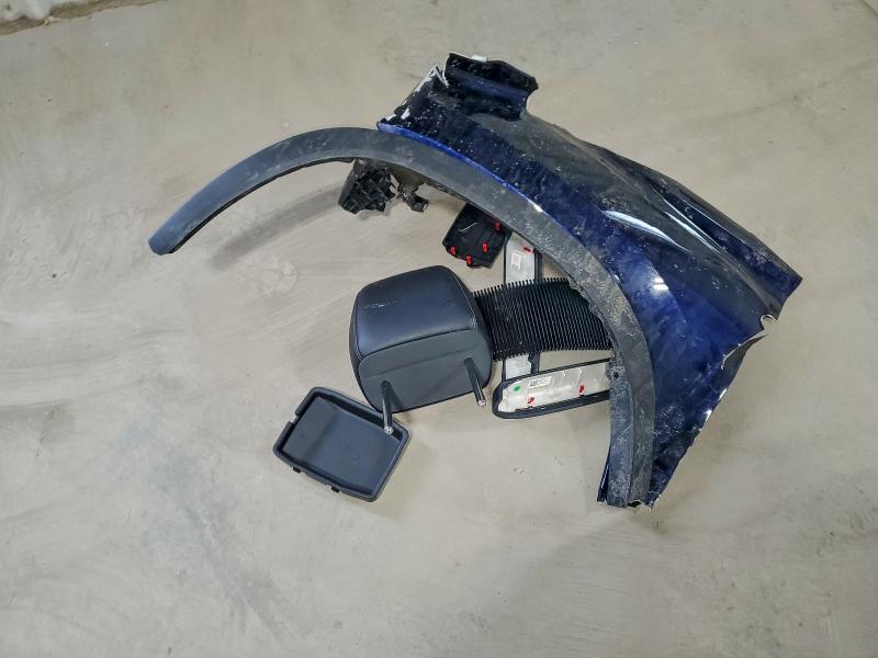 Фото 13 - TOYOTA HIGHLANDER