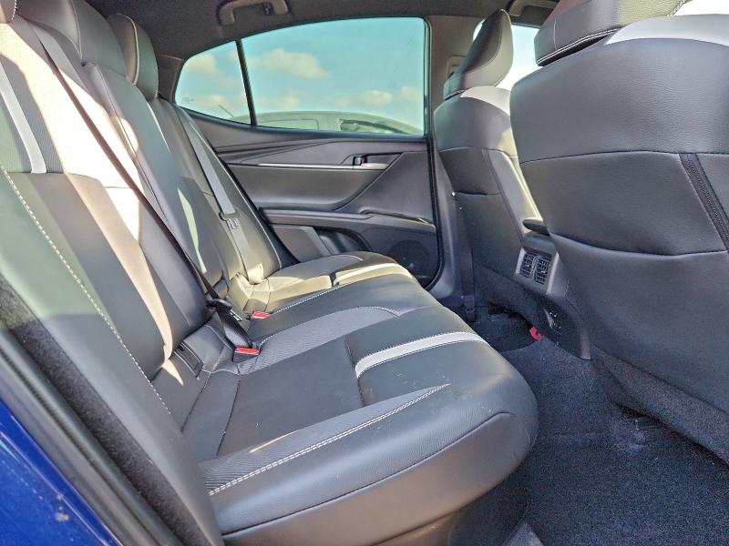 Фото 10 - TOYOTA CAMRY