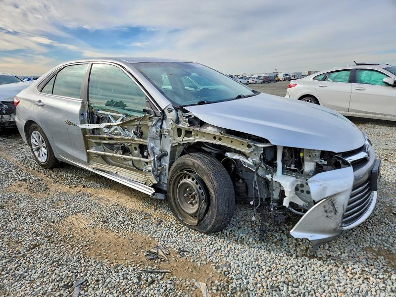 Фото 4 - TOYOTA CAMRY