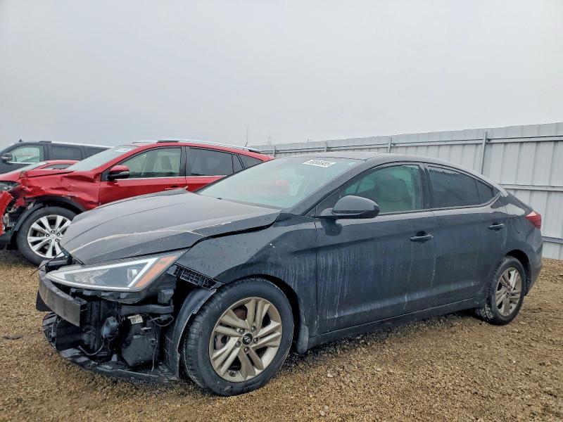 Фото 1 - HYUNDAI ELANTRA