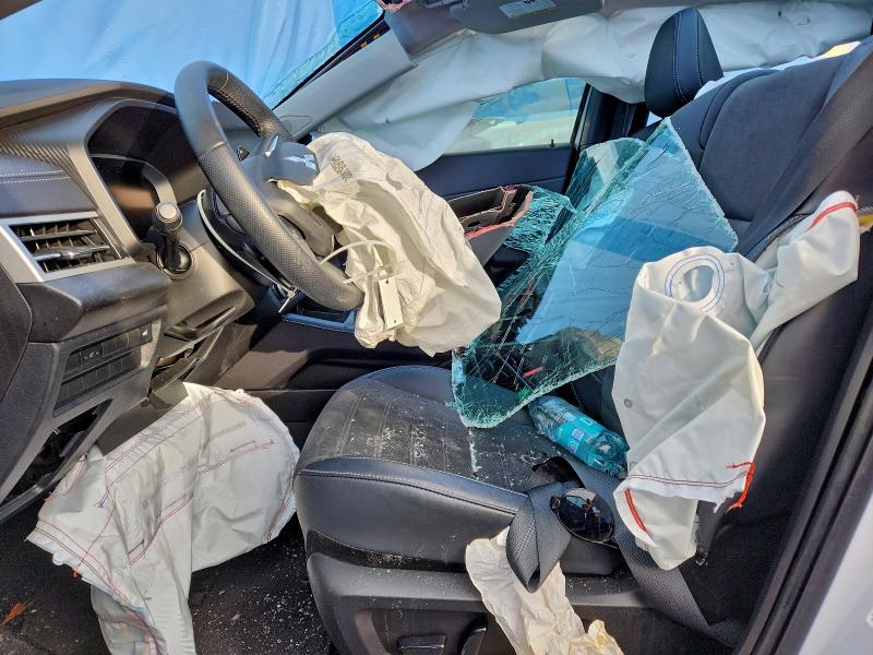 Фото 7 - MITSUBISHI OUTLANDER