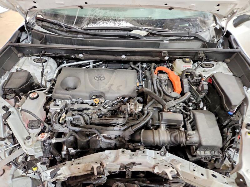 Фото 12 - TOYOTA RAV4