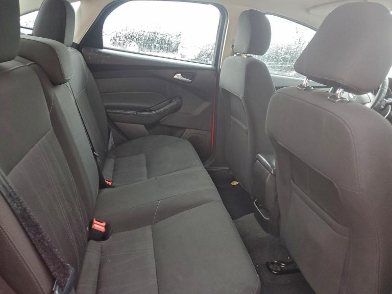 Фото 10 - FORD FOCUS