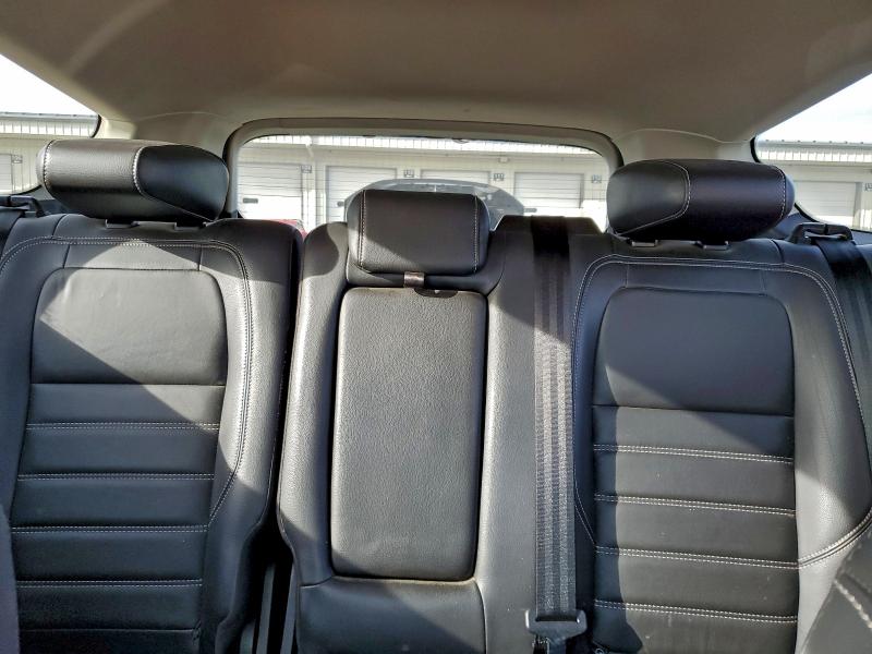 Фото 10 - FORD ESCAPE