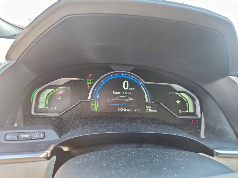 Фото 9 - HONDA CLARITY