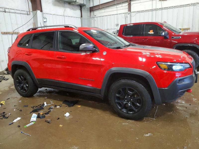 Фото 4 - JEEP CHEROKEE