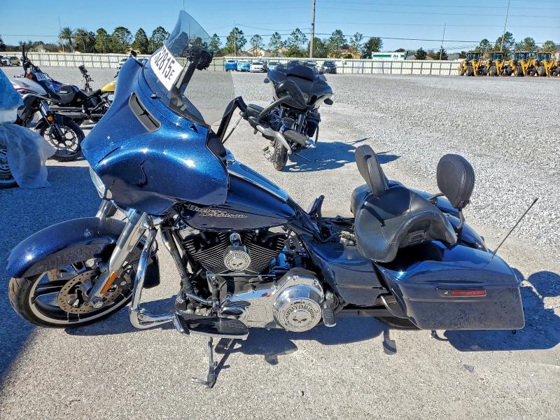 HARLEY-DAVIDSON FL 2014