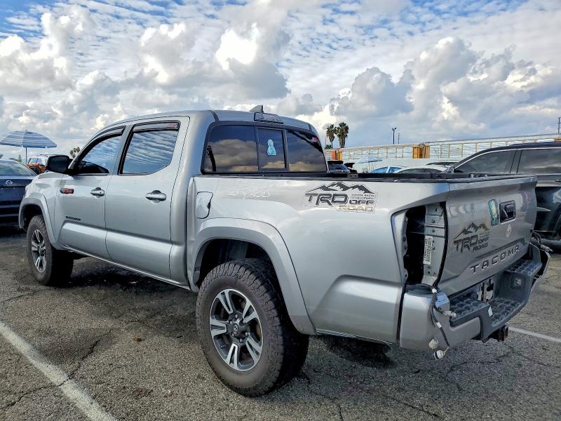 Фото 2 - TOYOTA TACOMA