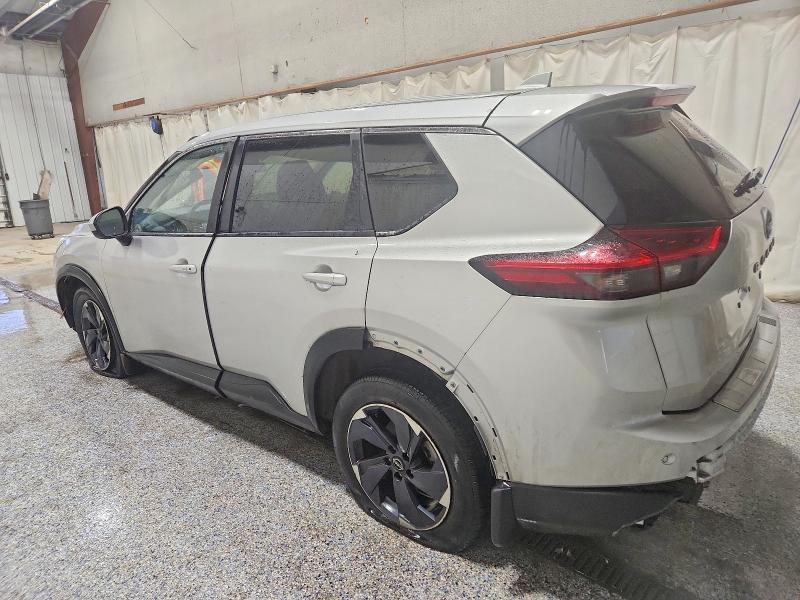 Фото 2 - NISSAN ROGUE