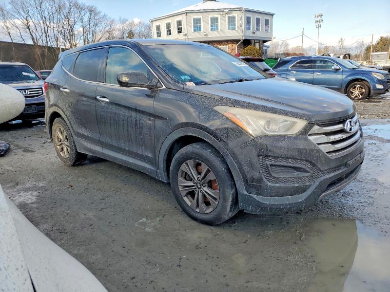 Фото 4 - HYUNDAI SANTA FE