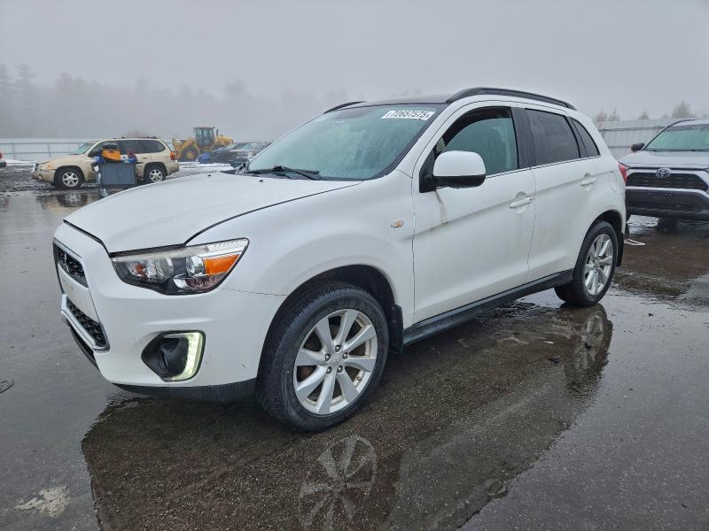 Фото 1 - MITSUBISHI OUTLANDER