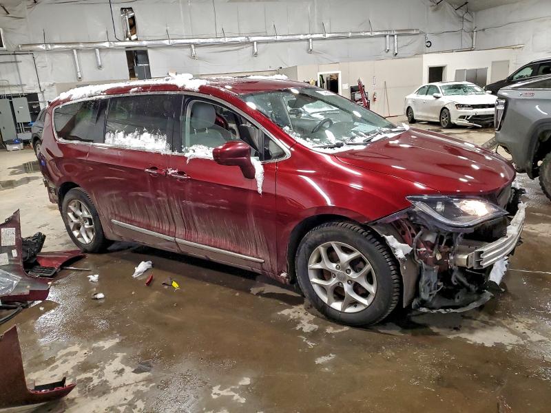 Фото 4 - CHRYSLER PACIFICA