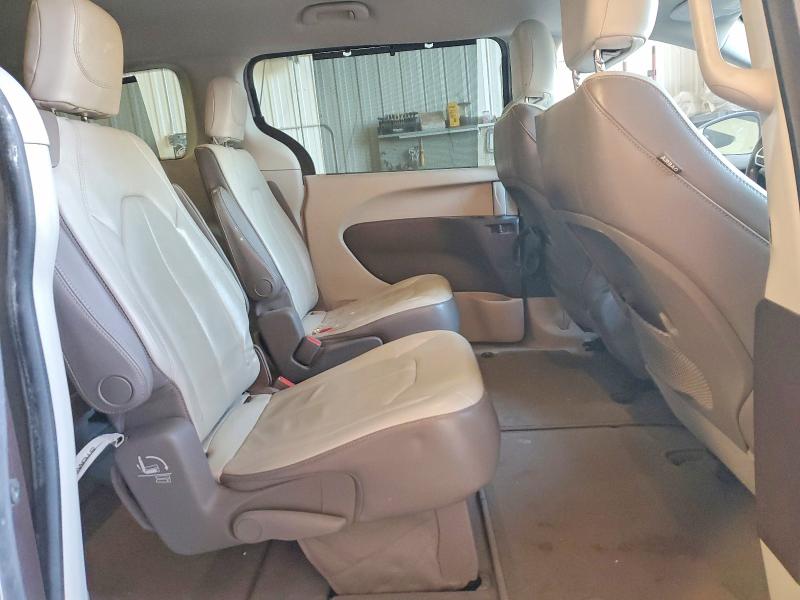 Фото 11 - CHRYSLER PACIFICA