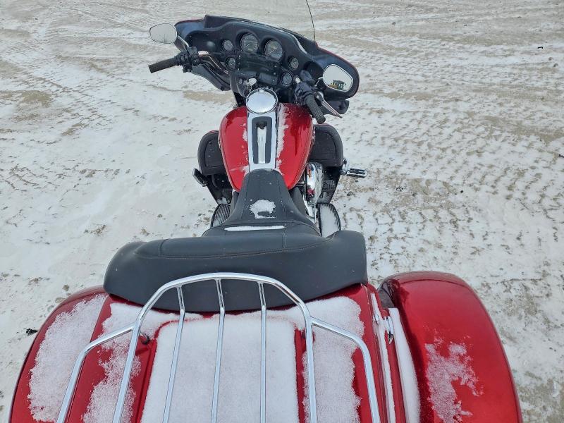 HARLEY-DAVIDSON FL 2013