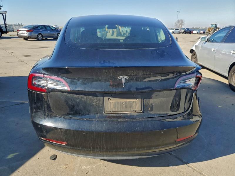 Фото 6 - TESLA MODEL 3