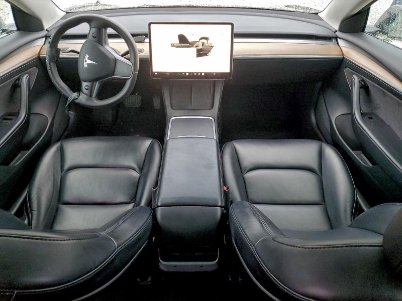 Фото 8 - TESLA MODEL 3