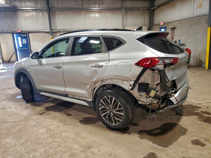 Фото 2 - HYUNDAI TUCSON