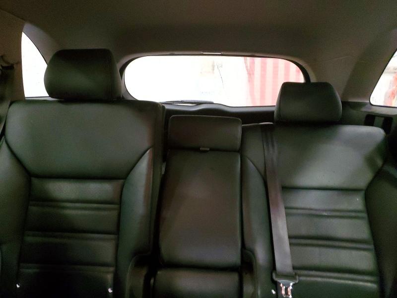 Фото 10 - KIA SORENTO