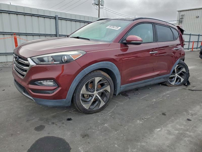 Фото 1 - HYUNDAI TUCSON