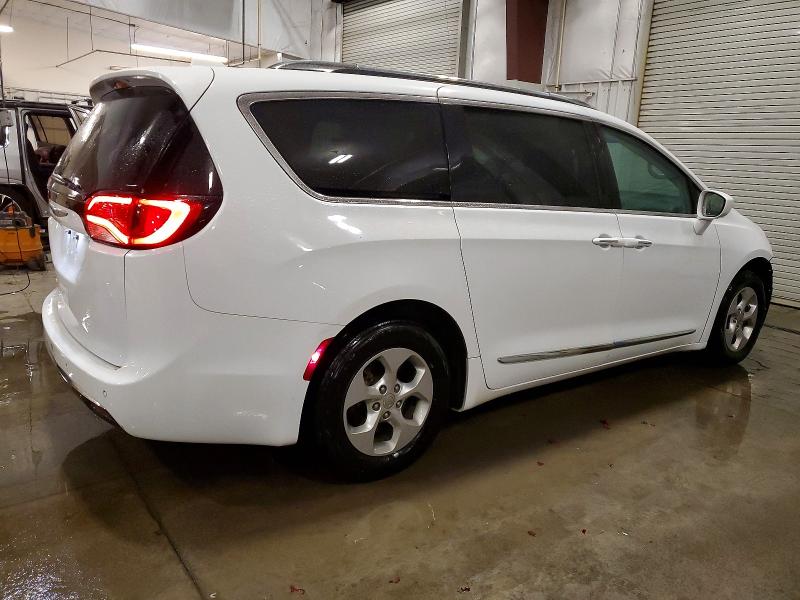 Фото 3 - CHRYSLER PACIFICA