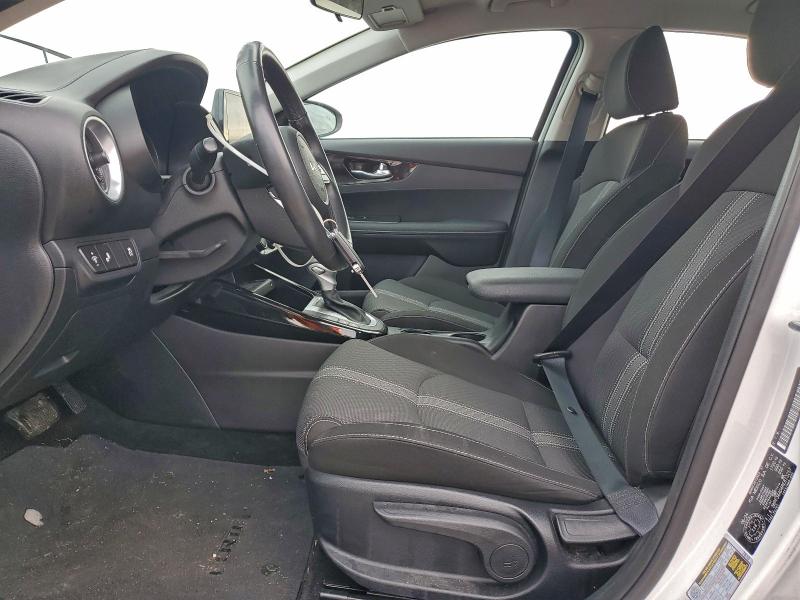 Фото 7 - KIA FORTE