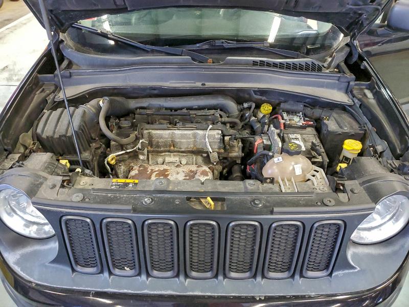 Фото 12 - JEEP RENEGADE