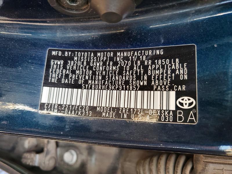 Фото 13 - TOYOTA COROLLA