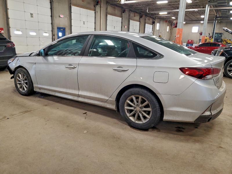 Фото 2 - HYUNDAI SONATA